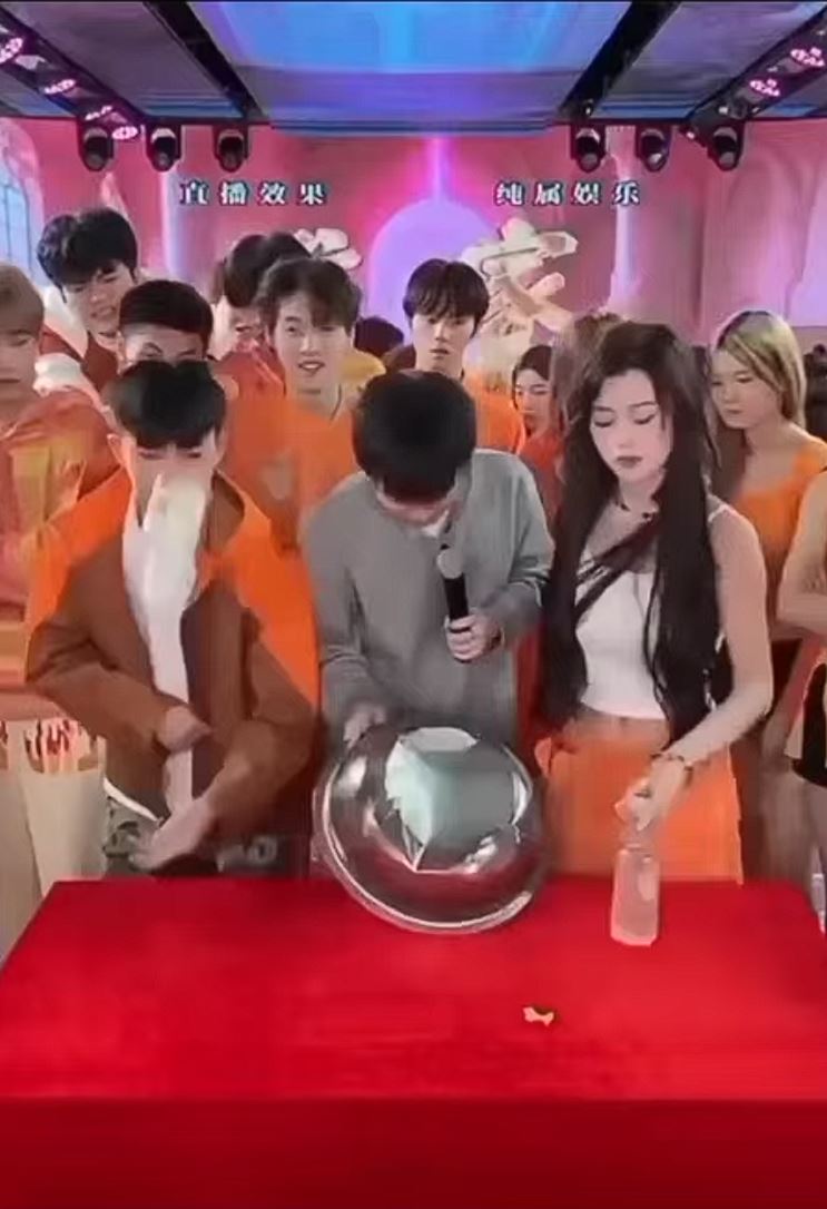 Ak� mil� s��a�